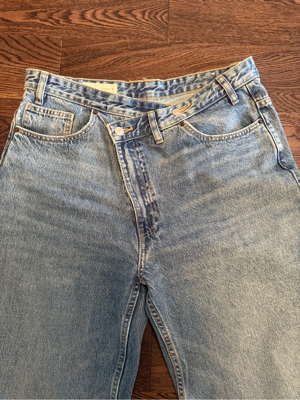 ZARA TRF High-Waist CROSSOVER WAIST Wide-Leg Jeans - Mid Blue - Picture 2 of 8